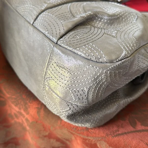 Coach Silver Shoulder Bag - Picture 11 of 11
